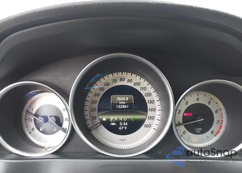 2013 Mercedes-Benz C 250 z USA, uszkodzony, nr VIN WDDGJ4HB4DF968846